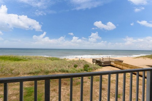 John Yancey Oceanfront Inn - image 3