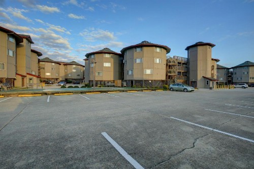 Outer Banks Beach Club - image 11