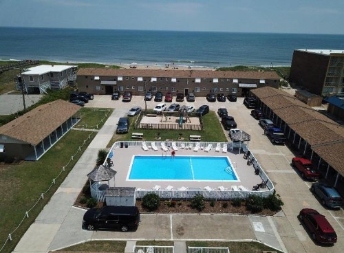 Outer Banks Motor Lodge - image 1