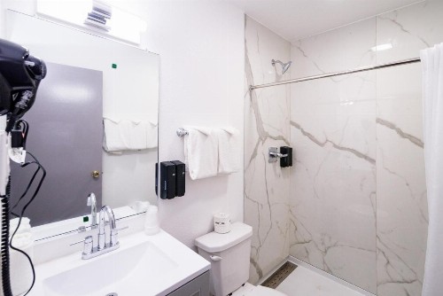 Outer Banks Motor Lodge - image 10