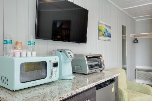 See Sea Motel - image 20