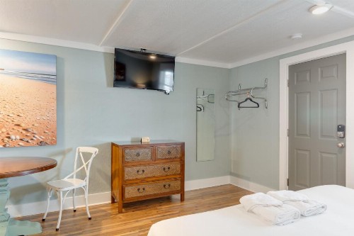 See Sea Motel - image 32