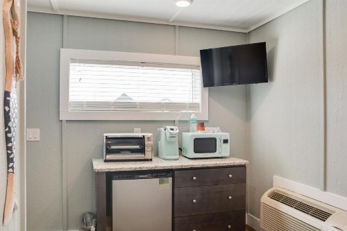 See Sea Motel - image 4