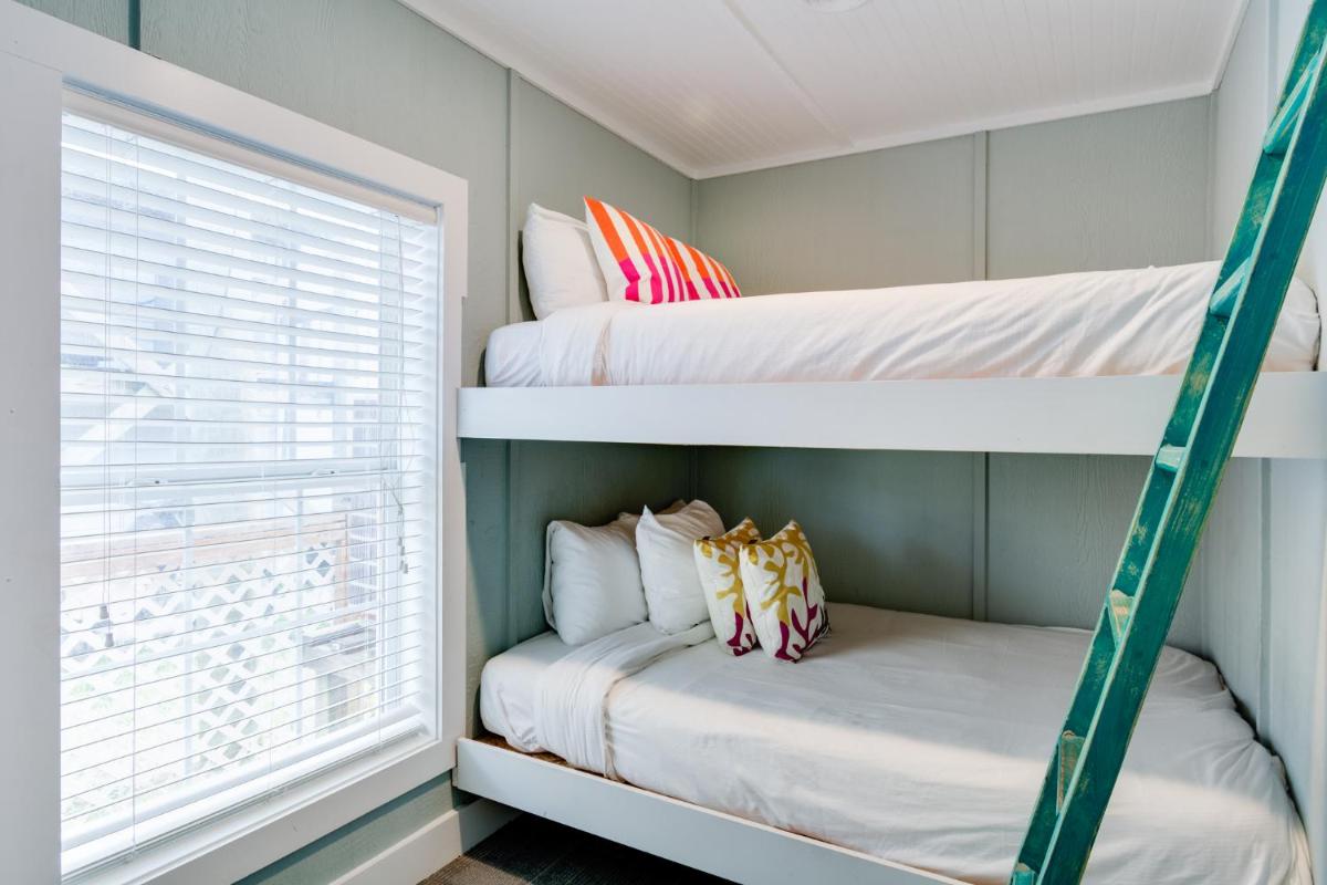 See Sea Motel - image 7