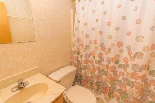 Day Late - image 10