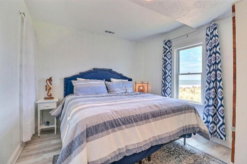 4002 - Leeta`s - image 12