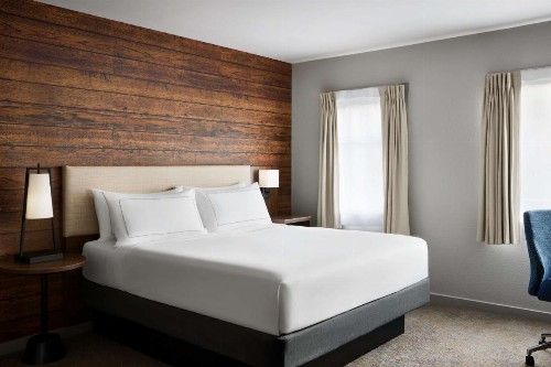Killington Mountain Lodge Tapestry Collection by Hilton - image 10