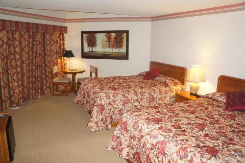 Greenbrier Inn Killington - image 49
