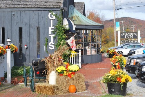 Greenbrier Inn Killington - image 7