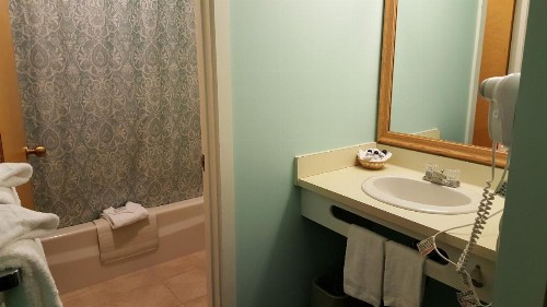 Cascades Lodge - image 12