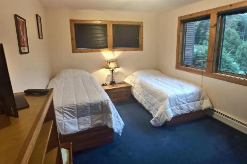 Mountain Sports Inn - image 33