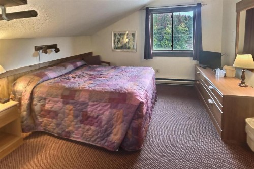 Mountain Sports Inn - image 37