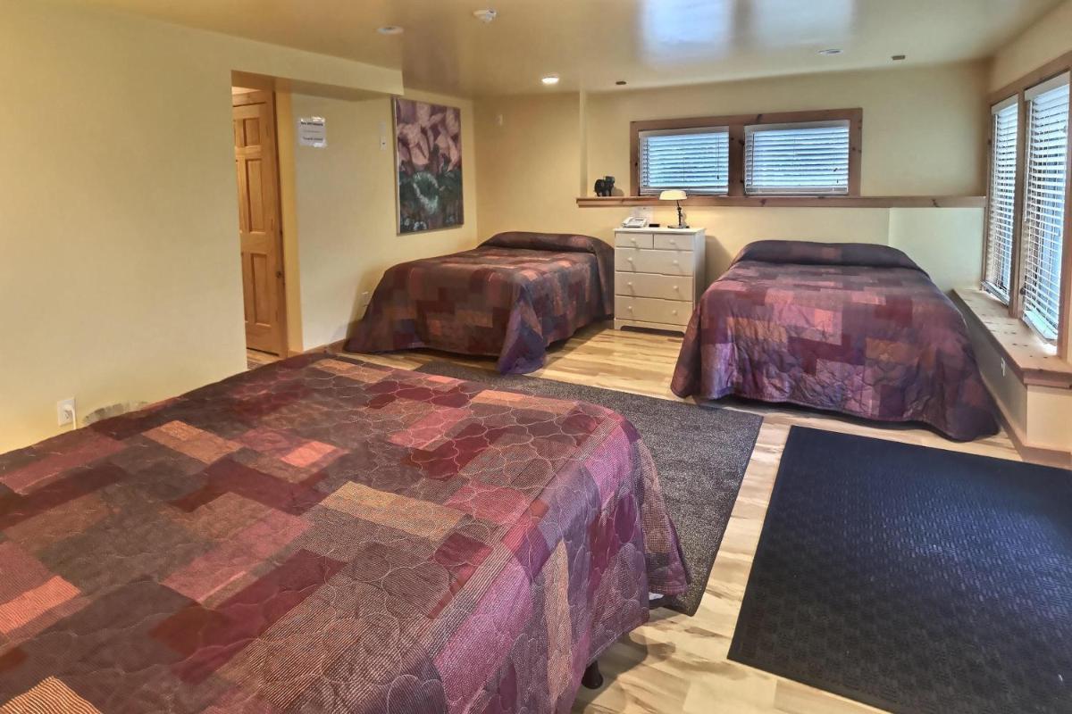 Mountain Sports Inn - image 4