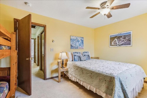 Glazebrook Townhouse Unit J4 - image 2