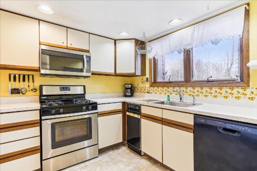 Glazebrook Townhouse Unit J4 - image 40