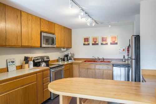 Winterberry Townhouse #4 - image 6