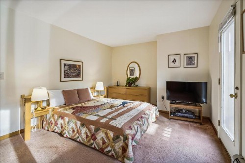 Glazebrook Townhouse Unit J5 - image 27