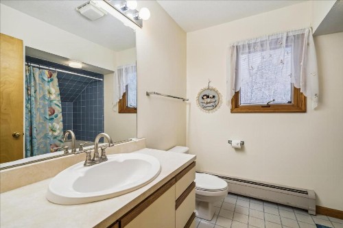 Glazebrook Townhouse Unit J5 - image 47