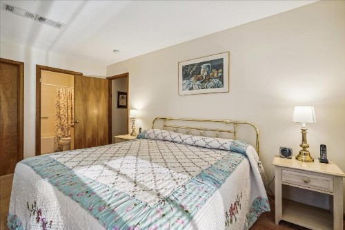 Glazebrook Townhouse Unit J5 - image 8
