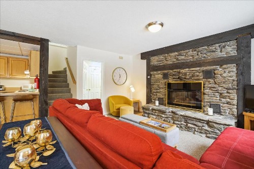 Northbrook Townhouse #3