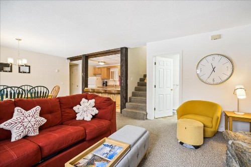 Northbrook Townhouse #3 - image 18