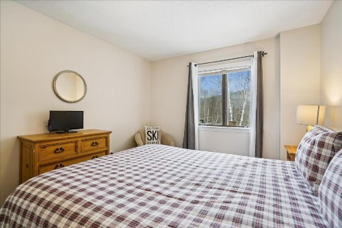 Northbrook Townhouse #3 - image 24