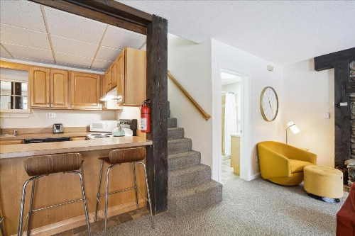 Northbrook Townhouse #3 - image 3