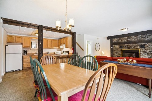 Northbrook Townhouse #3 - image 37