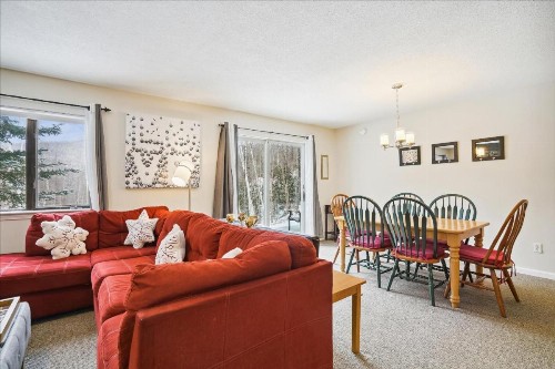 Northbrook Townhouse #3 - image 7