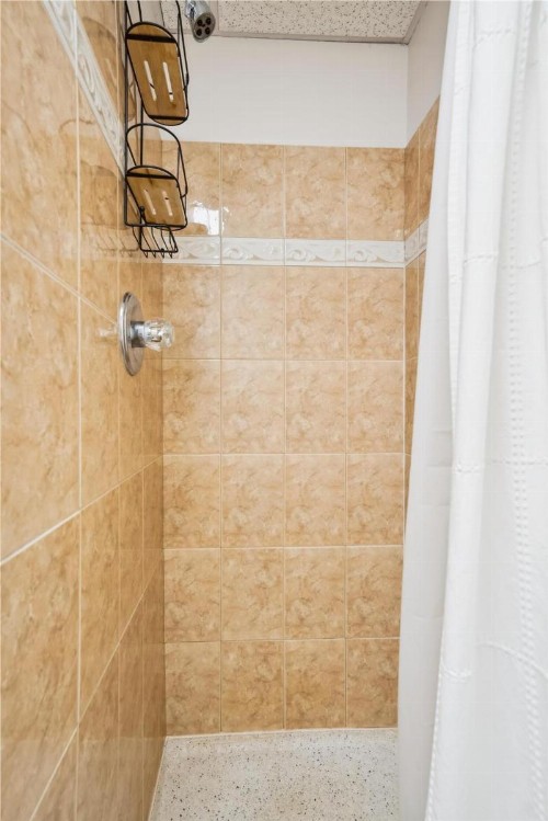 Northbrook Townhouse #3 - image 8