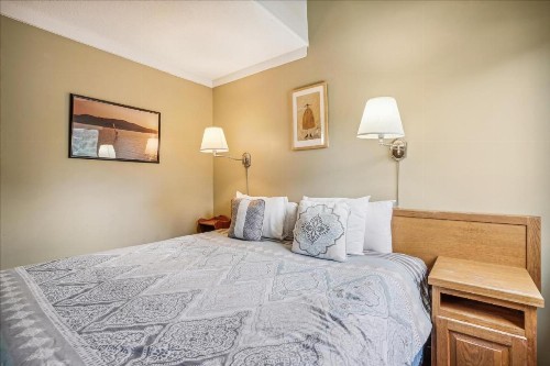 Whiffletree Condo Unit E8 - image 14