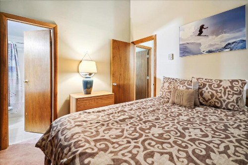 Whiffletree Condo Unit E8 - image 26