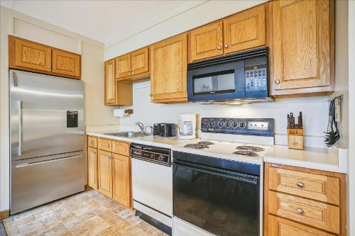 Whiffletree Condo Unit E8 - image 31