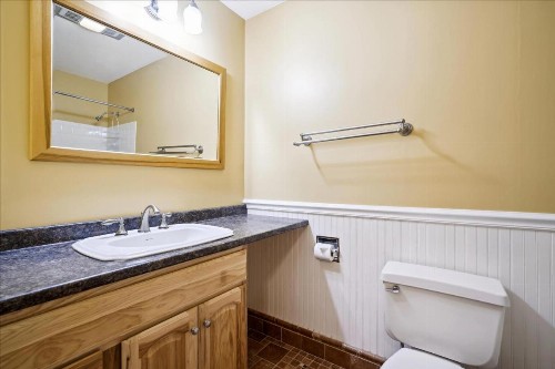 Edgemont Condo A2 - image 17