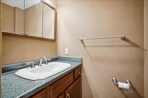 Edgemont Condo A2 - image 37