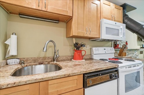 Edgemont Condo A1 - image 37