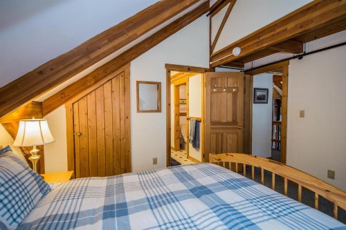 ViewmontChalet - image 12