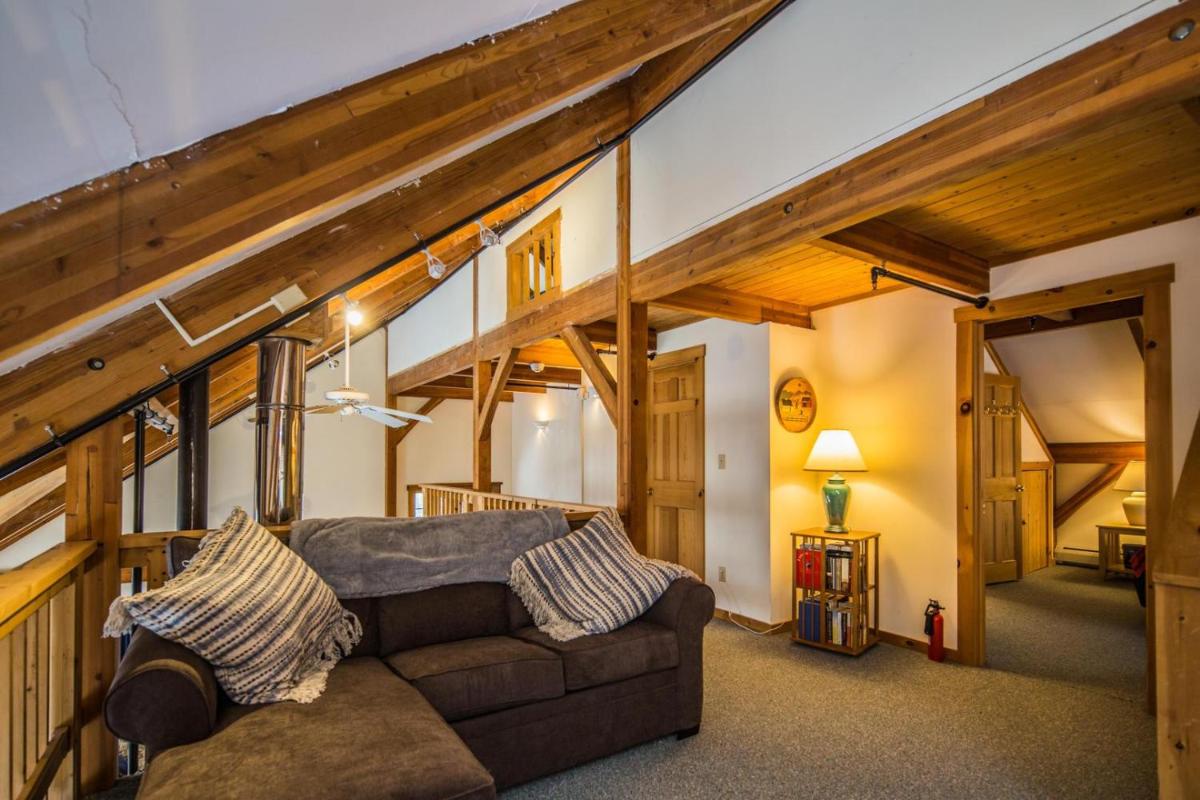ViewmontChalet - image 2