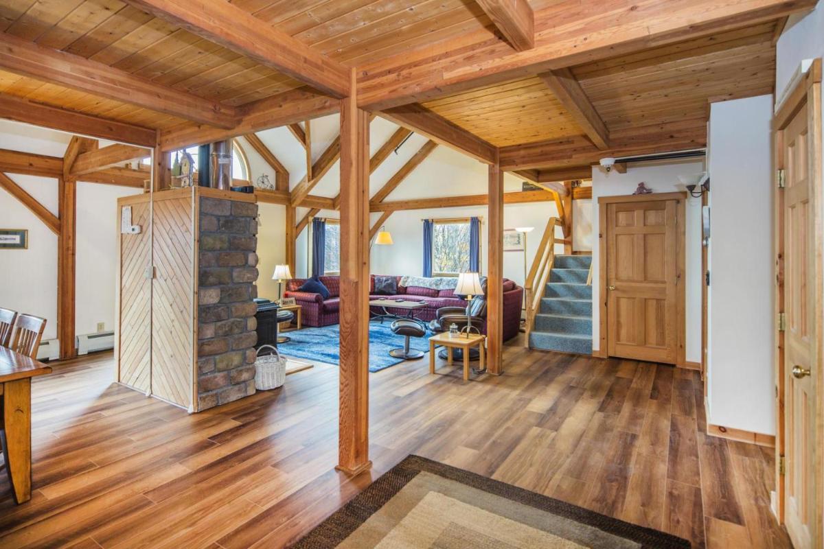 ViewmontChalet - image 3