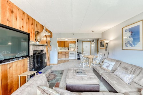 Mountain Green: 2E3 - image 9