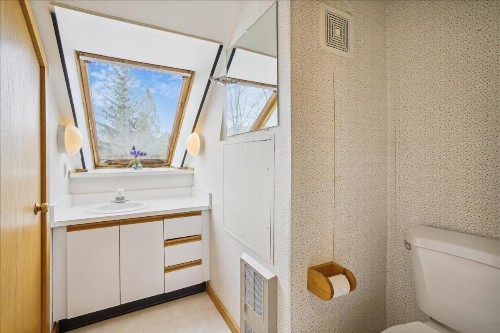 Highridge Condominium Unit E11 - image 27