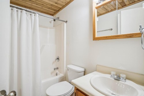 Whiffletree Condo Unit E7 - image 3