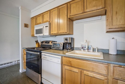 Whiffletree Condo Unit E7 - image 6