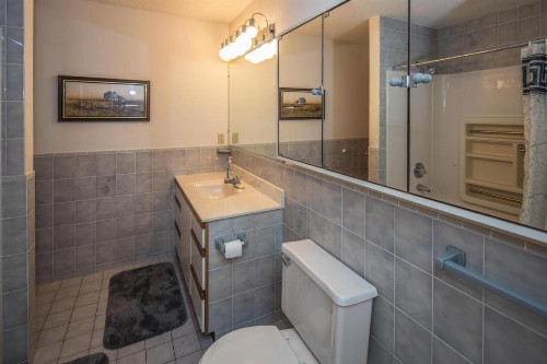 Colony Club E23 - image 5