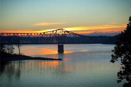 Anchor Point Lakeside 2BDR Condo
