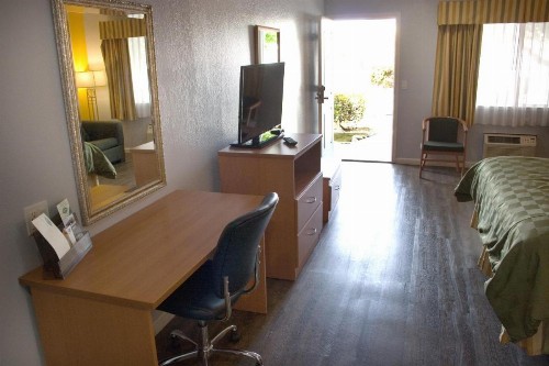 Keefers Inn King City - image 20