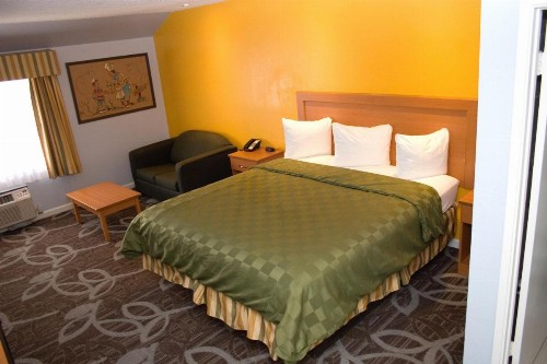 Keefers Inn King City - image 6