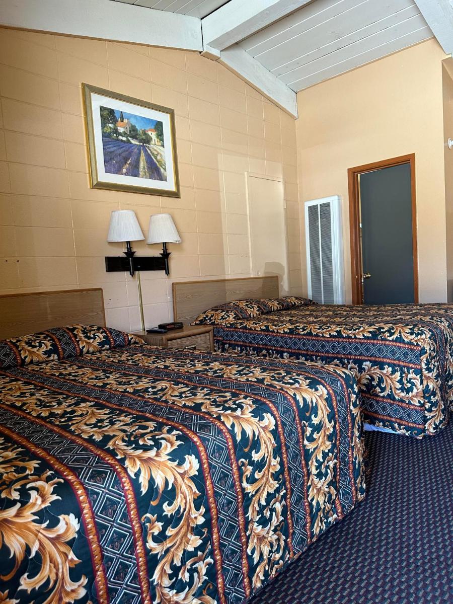Fireside Inn - image 5