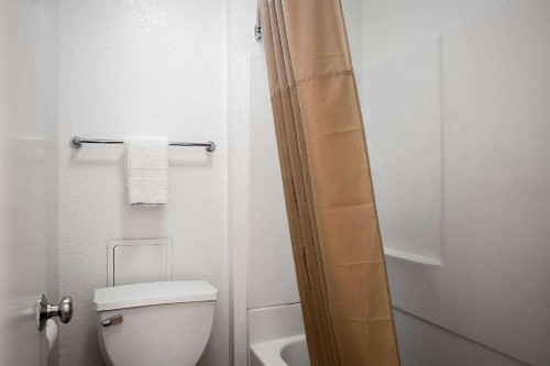 Motel 6-Kingman AZ - Route 66 West - image 17