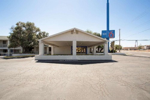 Motel 6-Kingman AZ - Route 66 West - image 18